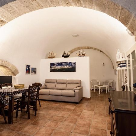 Alimarta Apartment Monopoli Ngoại thất bức ảnh